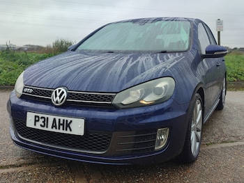 Used Volkswagen Golf 2010 for sale - 76299841: Photo