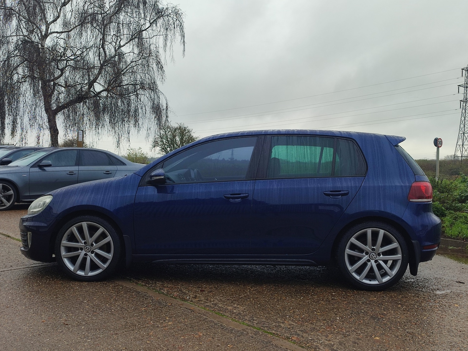 Used Volkswagen Golf 2010 for sale - 76299841: Photo 5