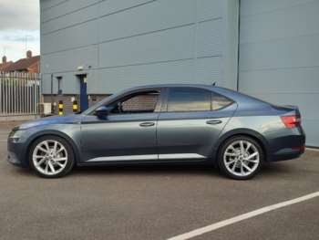 Used Skoda Superb 2017 for sale - 74703925: Photo