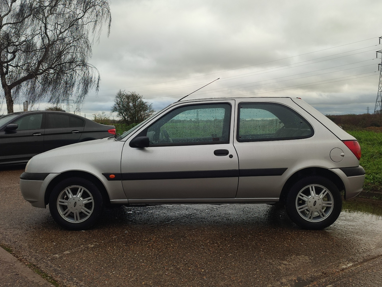 Used Ford Fiesta 2002 for sale - 76749041: Photo 3
