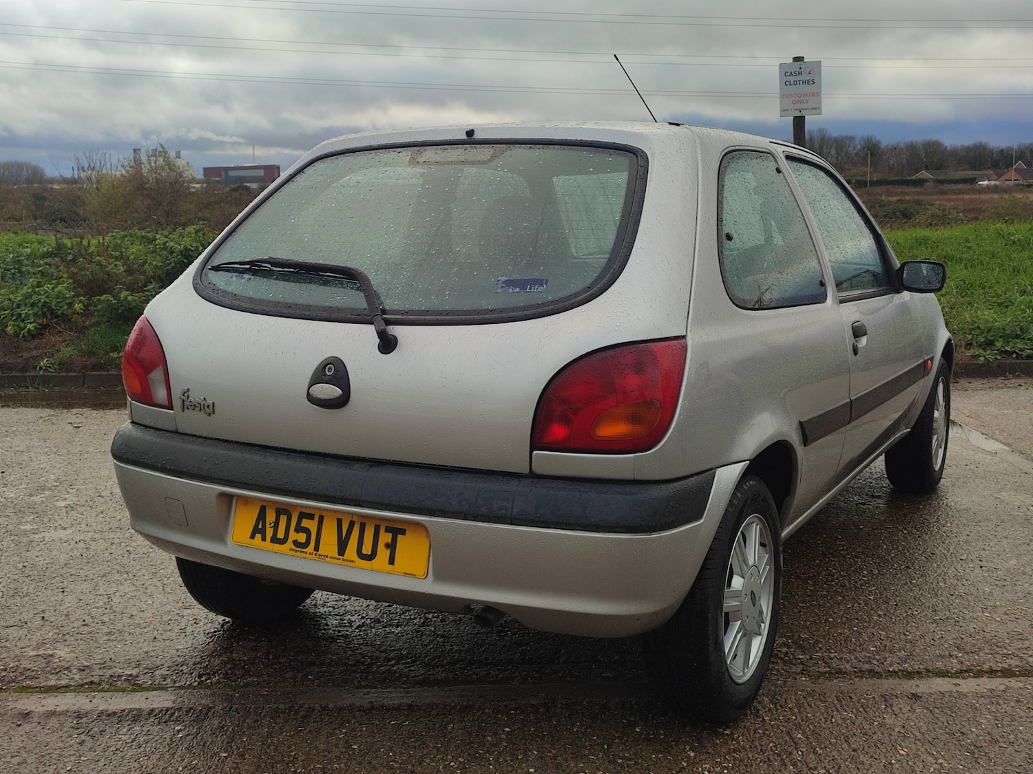 Used Ford Fiesta 2002 for sale - 76749041: Photo 5