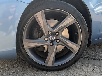 Used Volvo V60 2014 for sale - 79650296: Photo