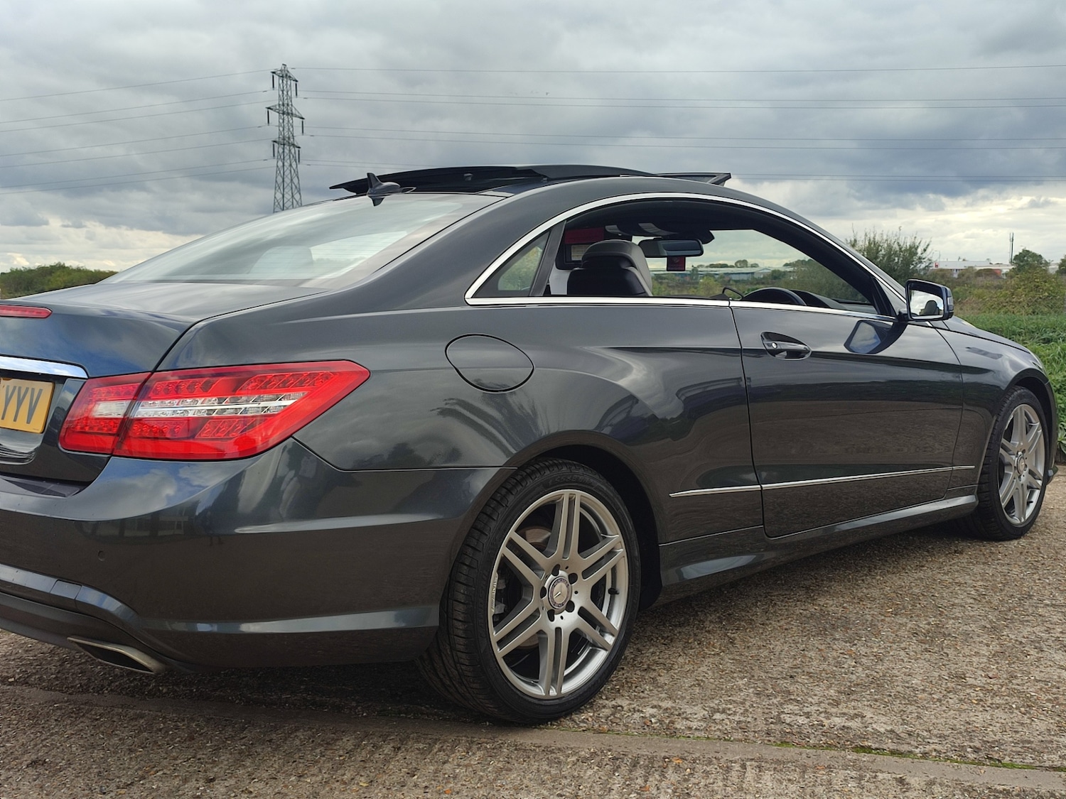 Used Mercedes-Benz E Class 2010 for sale - 76237356: Photo 13