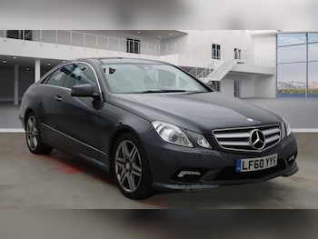 Used Mercedes-Benz E-Class 2010 for sale - 76237356: Photo