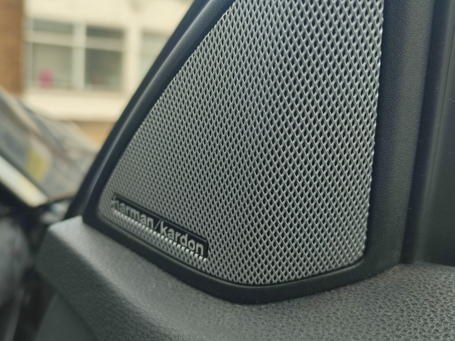 Used Mercedes-Benz E Class 2010 for sale - 76237356: Photo 39