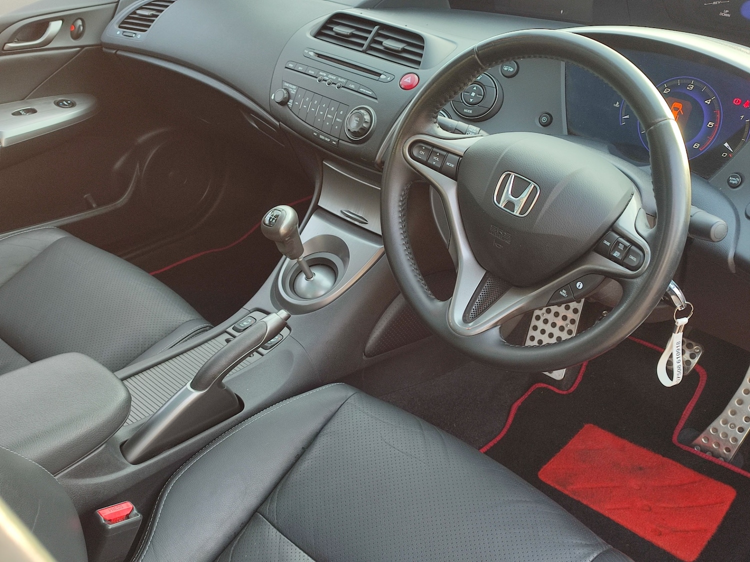 Used Honda Civic 2010 for sale - 76037114: Photo 13