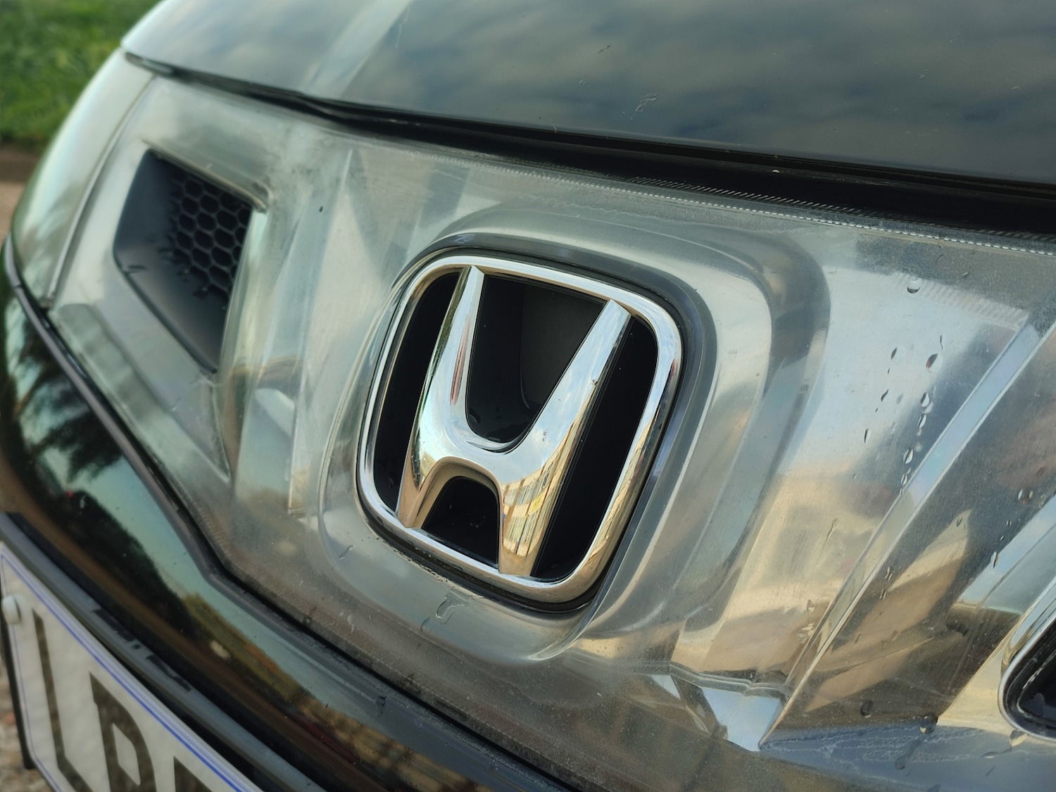 Used Honda Civic 2010 for sale - 76037114: Photo 2