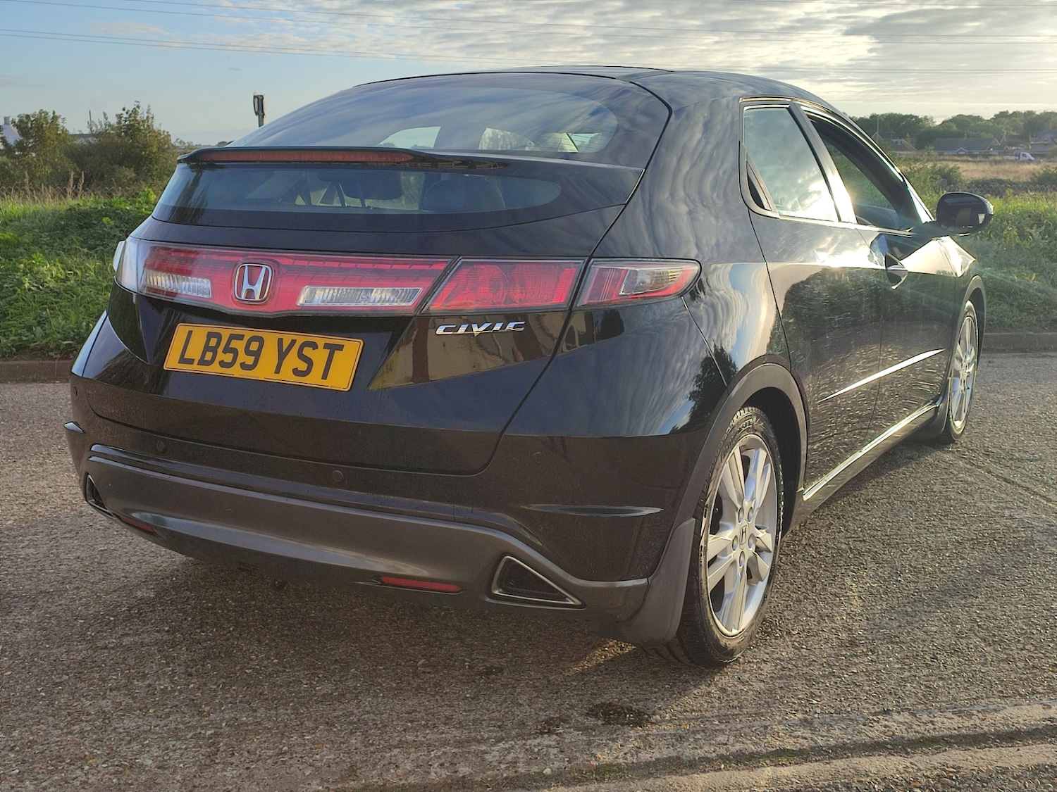 Used Honda Civic 2010 for sale - 76037114: Photo 8