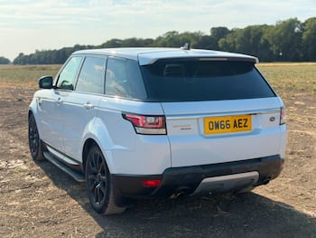 Used Land Rover Range Rover Sport 2017 for sale - 79628633: Photo