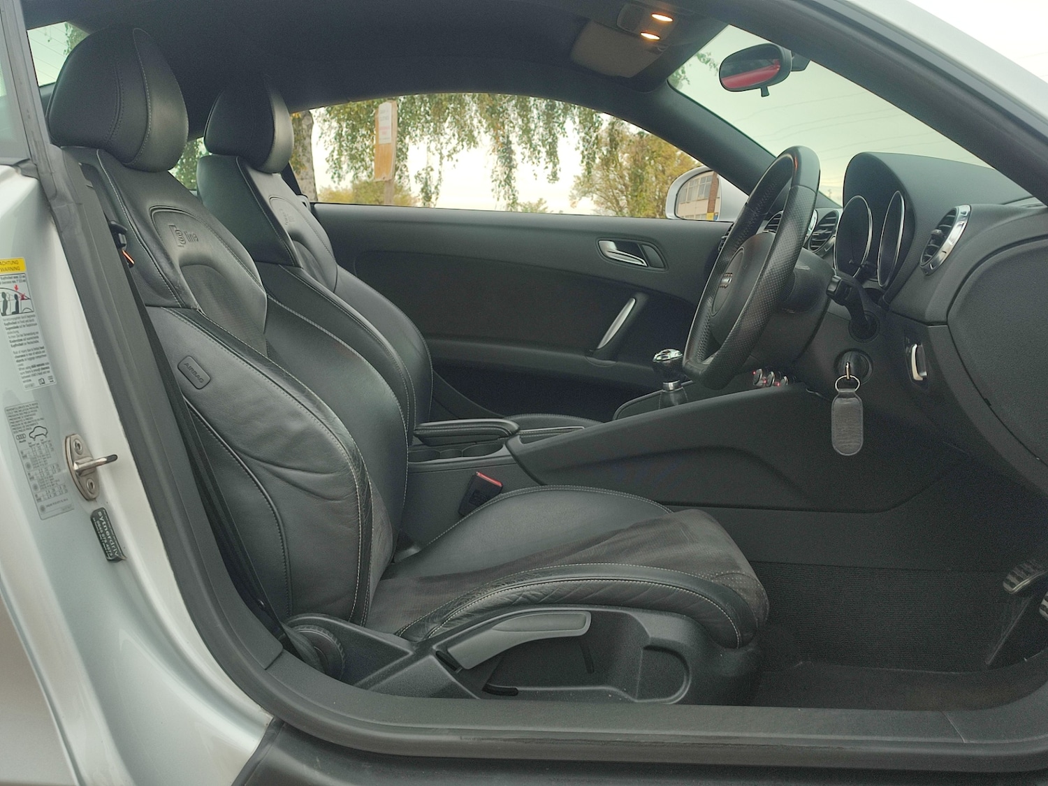 Used Audi TT 2010 for sale - 75996827: Photo 20