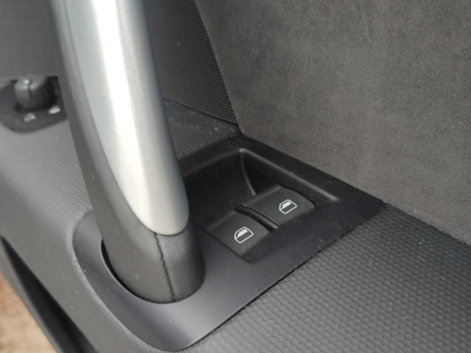 Used Audi TT 2010 for sale - 75996827: Photo 31