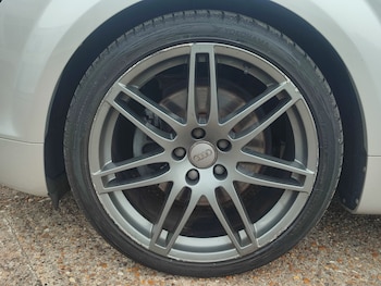 Used Audi TT 2010 for sale - 75996827: Photo 4