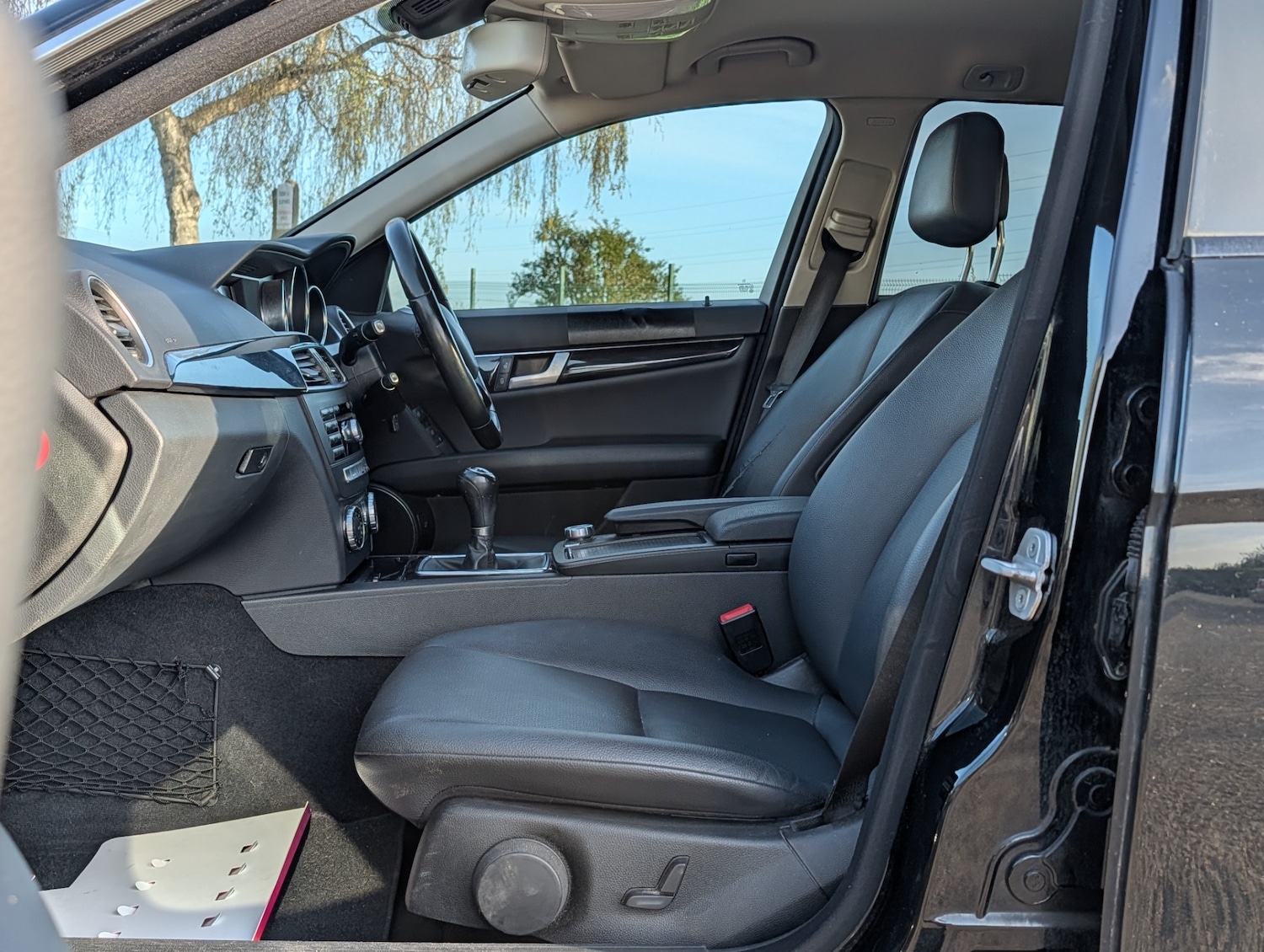 Used Mercedes-Benz C Class 2012 for sale - 78077957: Photo 14