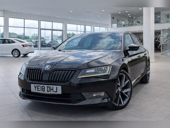 Used Skoda Superb 2018 for sale - 78211914: Photo