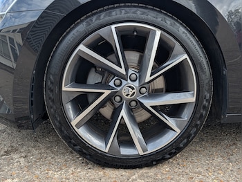 Used Skoda Superb 2018 for sale - 78211914: Photo