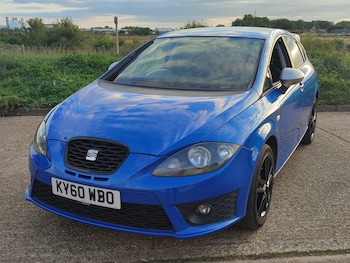 SEAT - Leon