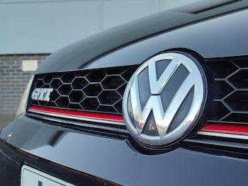 Used Volkswagen Polo 2016 for sale - 77504366: Photo