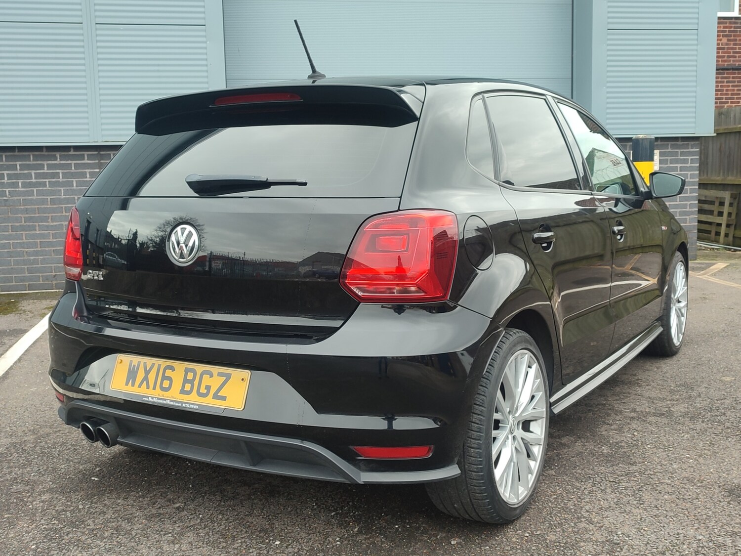Used Volkswagen Polo 2016 for sale - 77504366: Photo 8