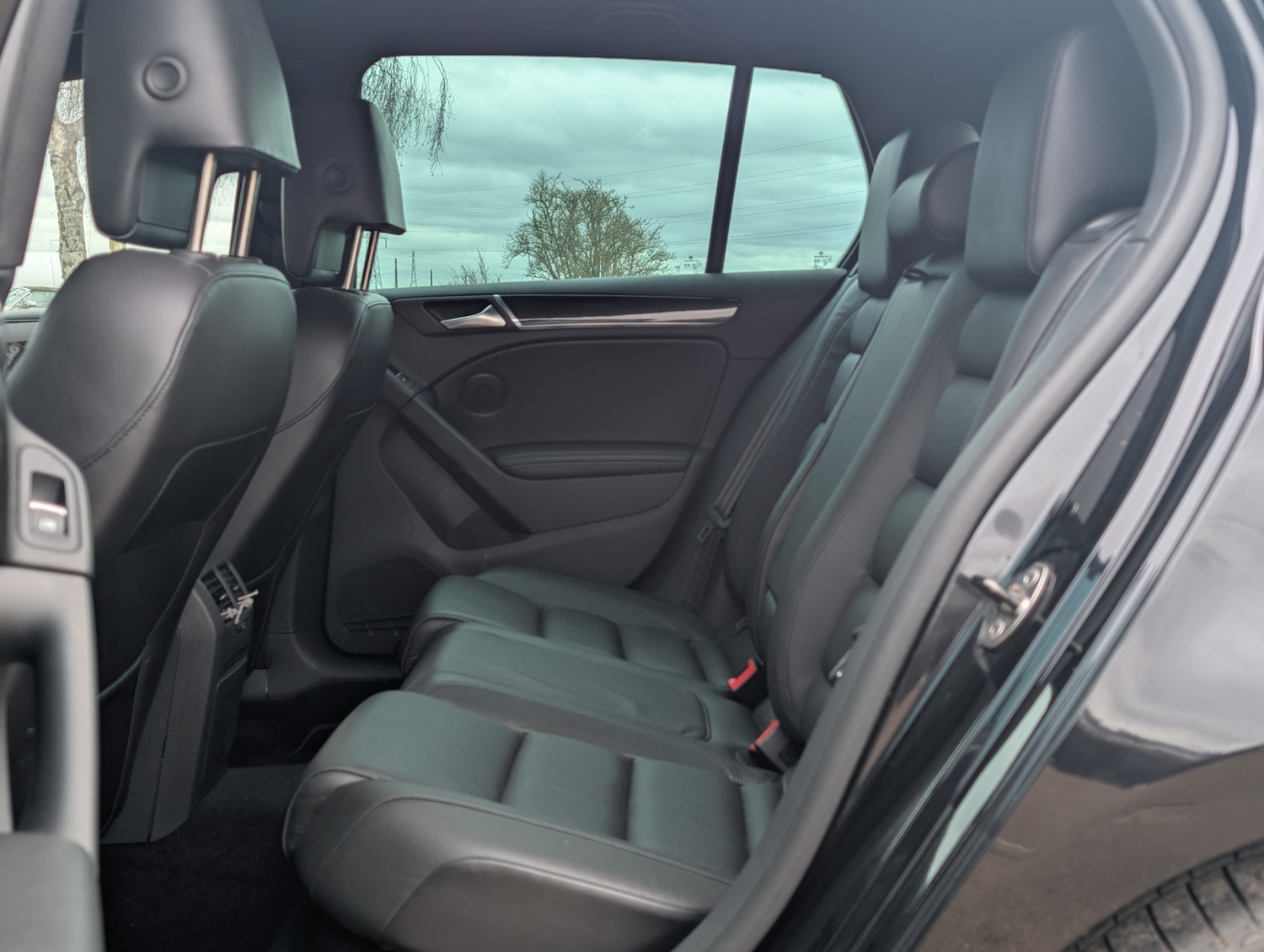 Used Volkswagen Golf 2010 for sale - 77530388: Photo 16