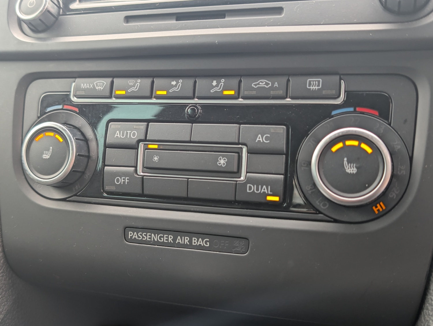 Used Volkswagen Golf 2010 for sale - 77530388: Photo 20