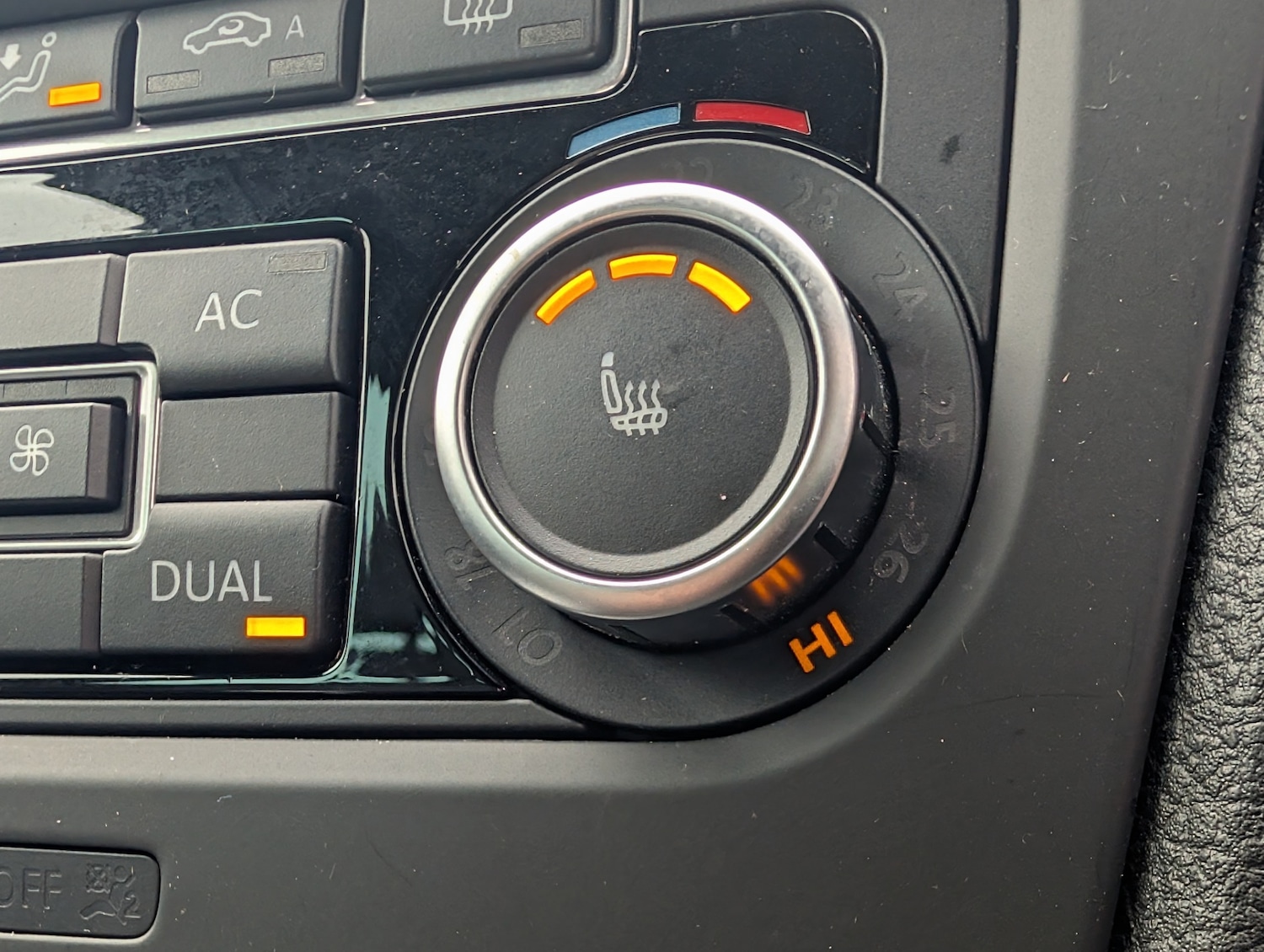 Used Volkswagen Golf 2010 for sale - 77530388: Photo 21