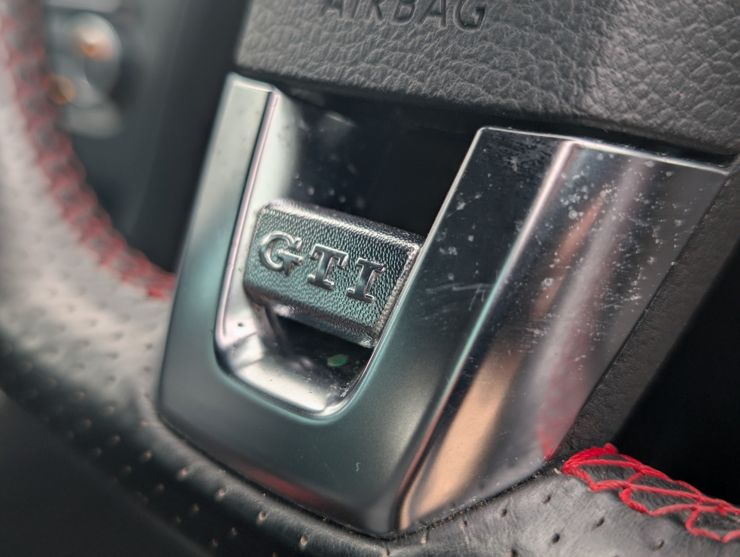 Used Volkswagen Golf 2010 for sale - 77530388: Photo 23