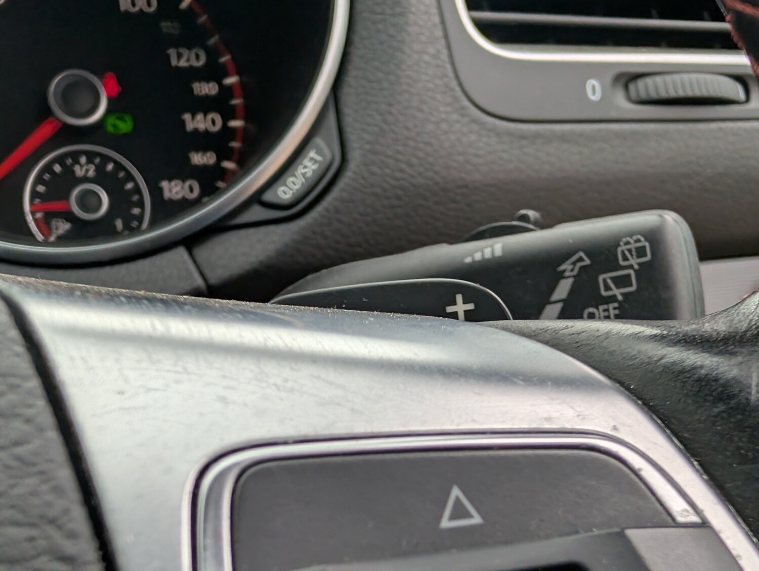 Used Volkswagen Golf 2010 for sale - 77530388: Photo 24