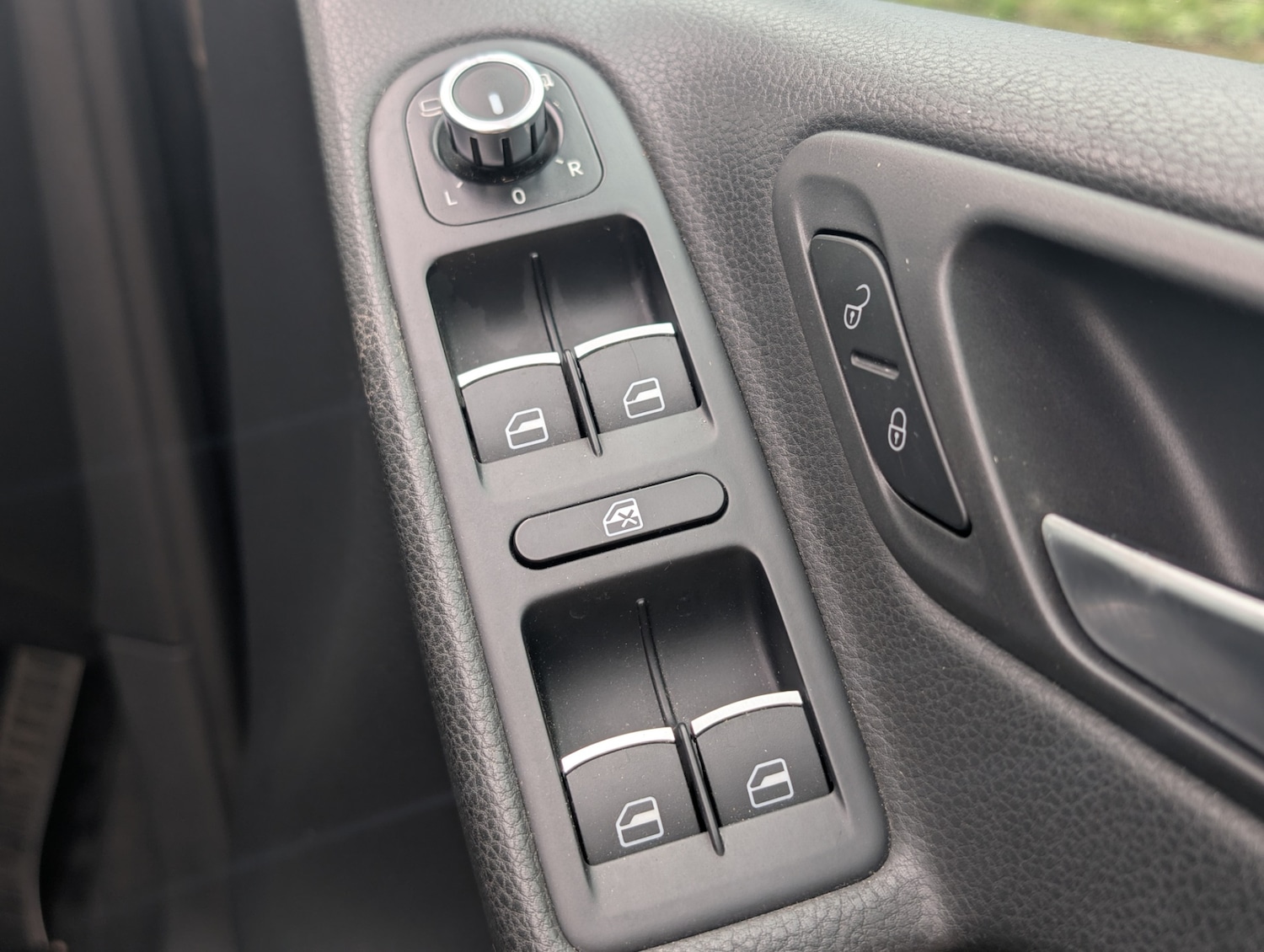 Used Volkswagen Golf 2010 for sale - 77530388: Photo 26