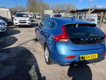 Used Volvo V40 2014 for sale - 75511124: Photo