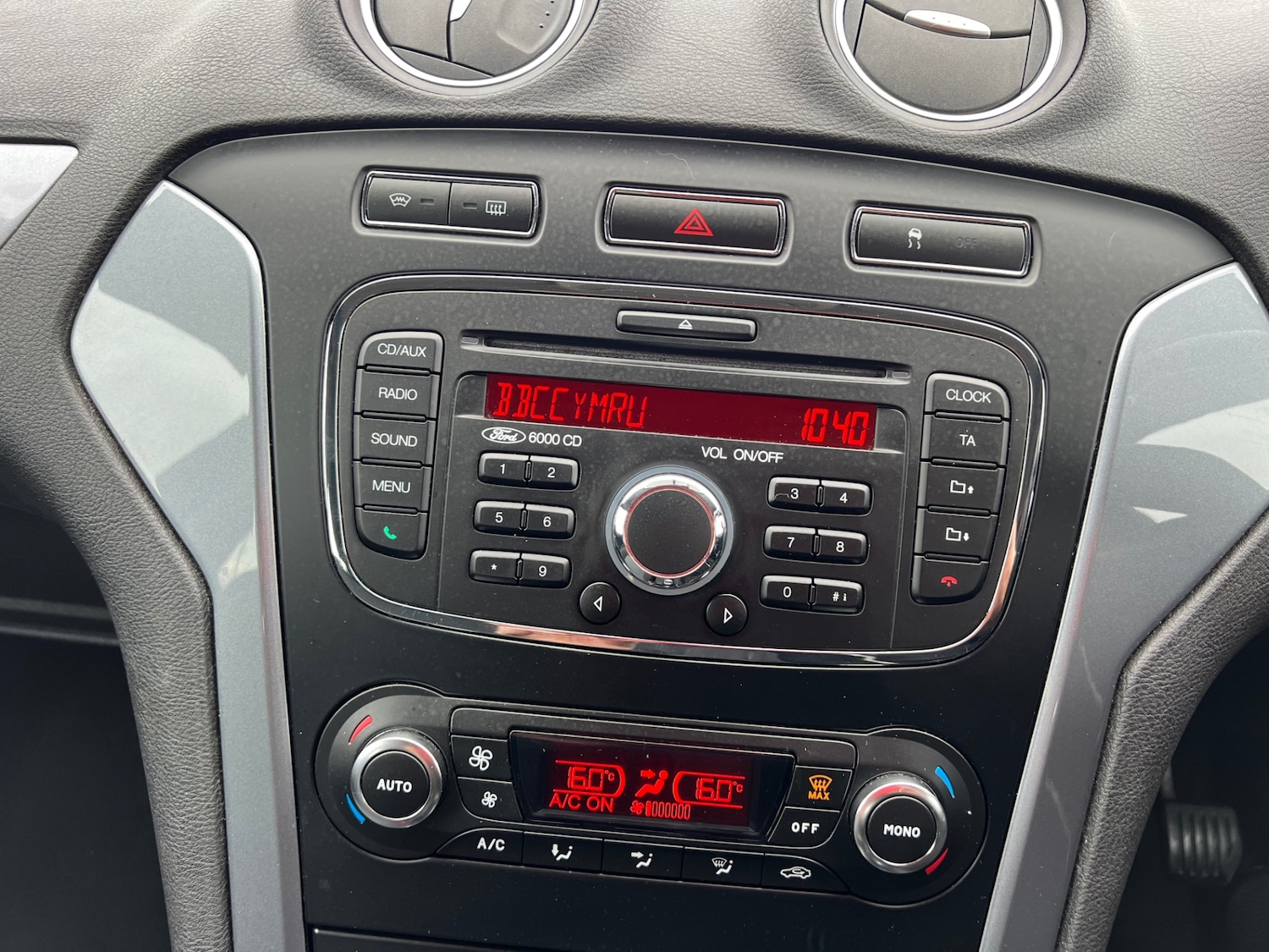 Used Ford Mondeo 2012 for sale - 76091214: Photo 16