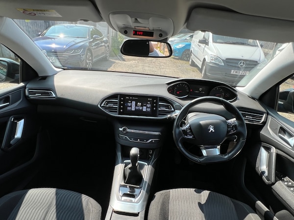 Used Peugeot 308 2014 for sale - 74992754: Photo 5