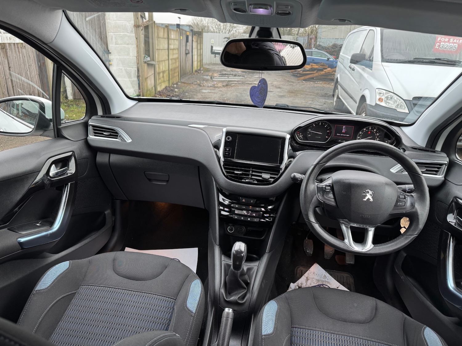 Used Peugeot 208 2013 for sale - 77541329: Photo 11