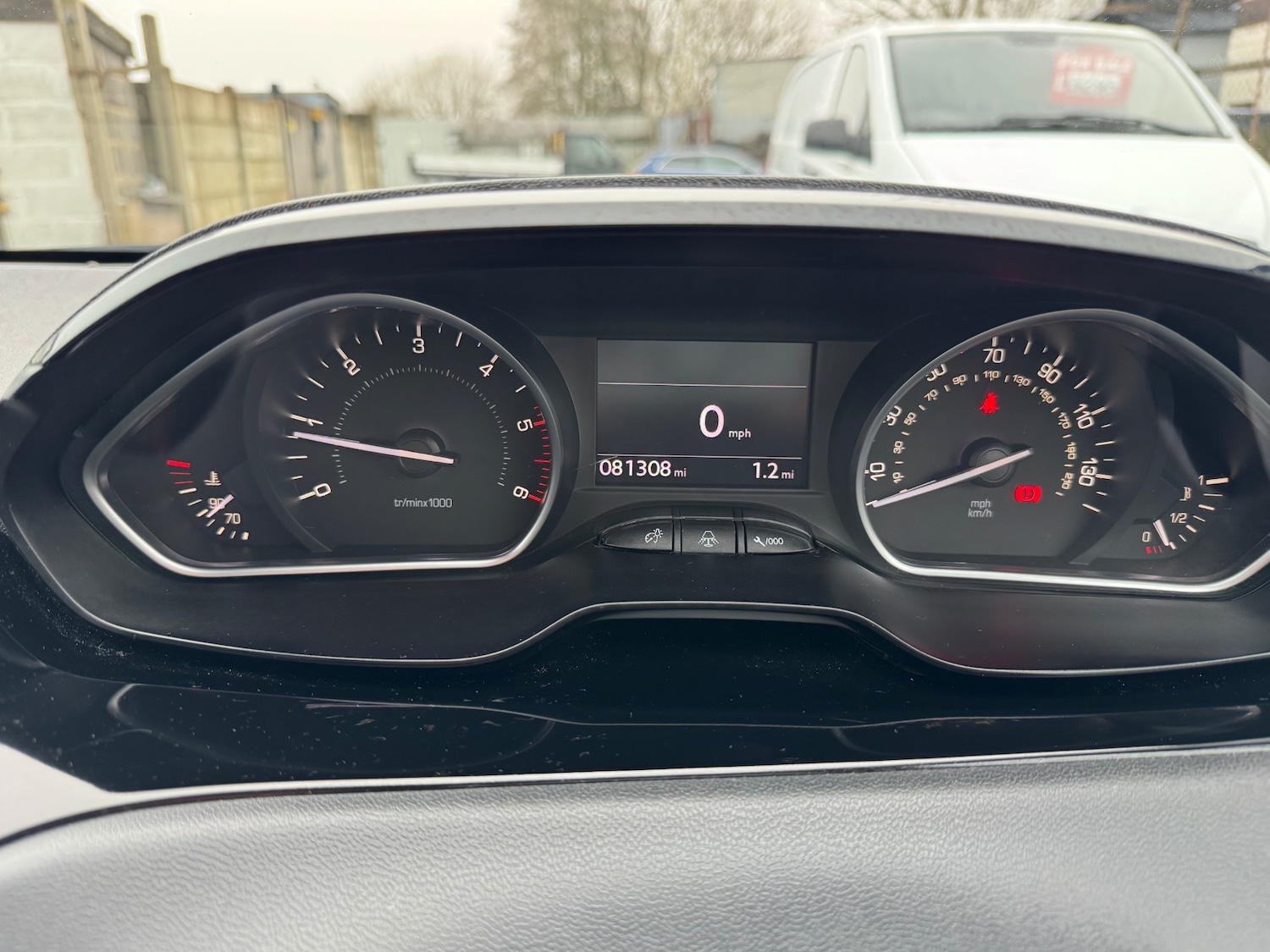 Used Peugeot 208 2013 for sale - 77541329: Photo 17