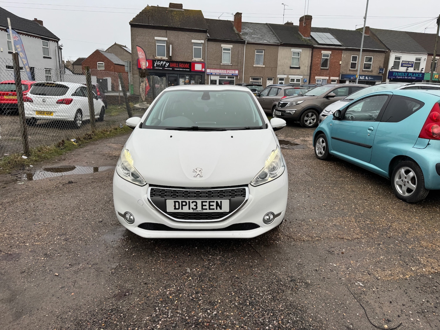 Used Peugeot 208 2013 for sale - 77541329: Photo 4