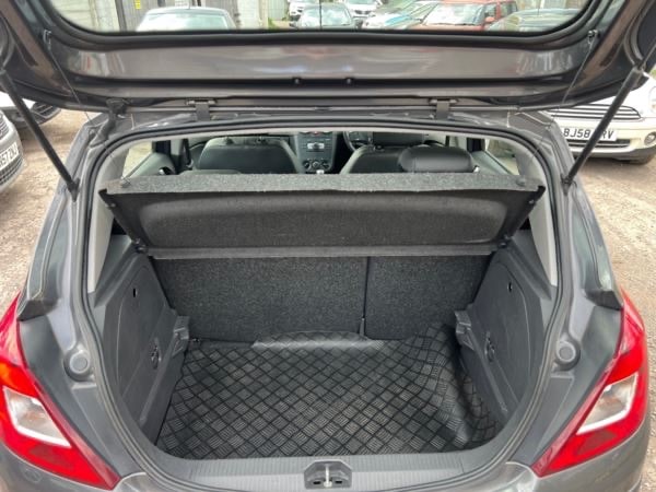 Used Vauxhall Corsa 2011 for sale - 75511212: Photo 9
