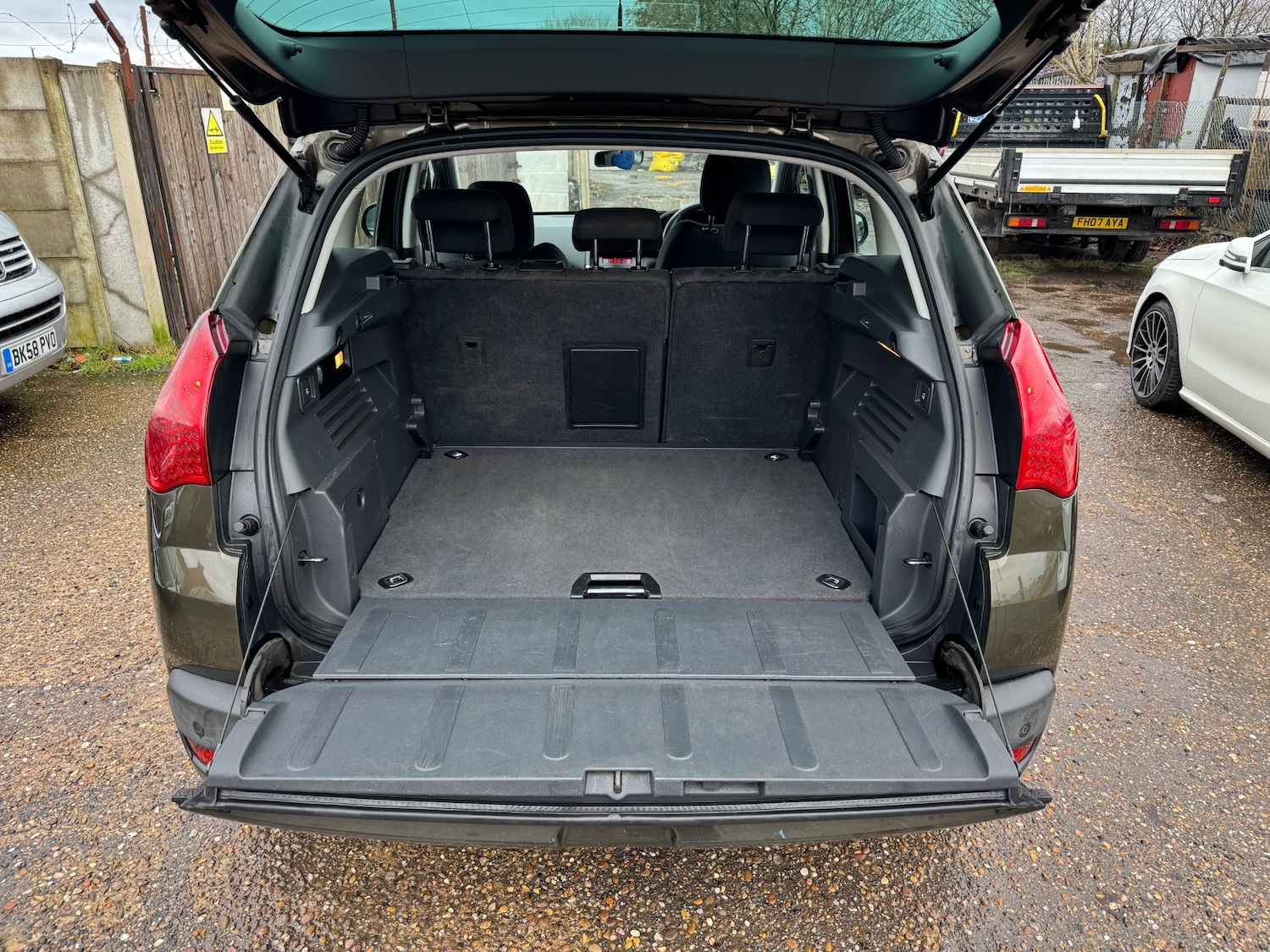 Used Peugeot 3008 2012 for sale - 77567537: Photo 13