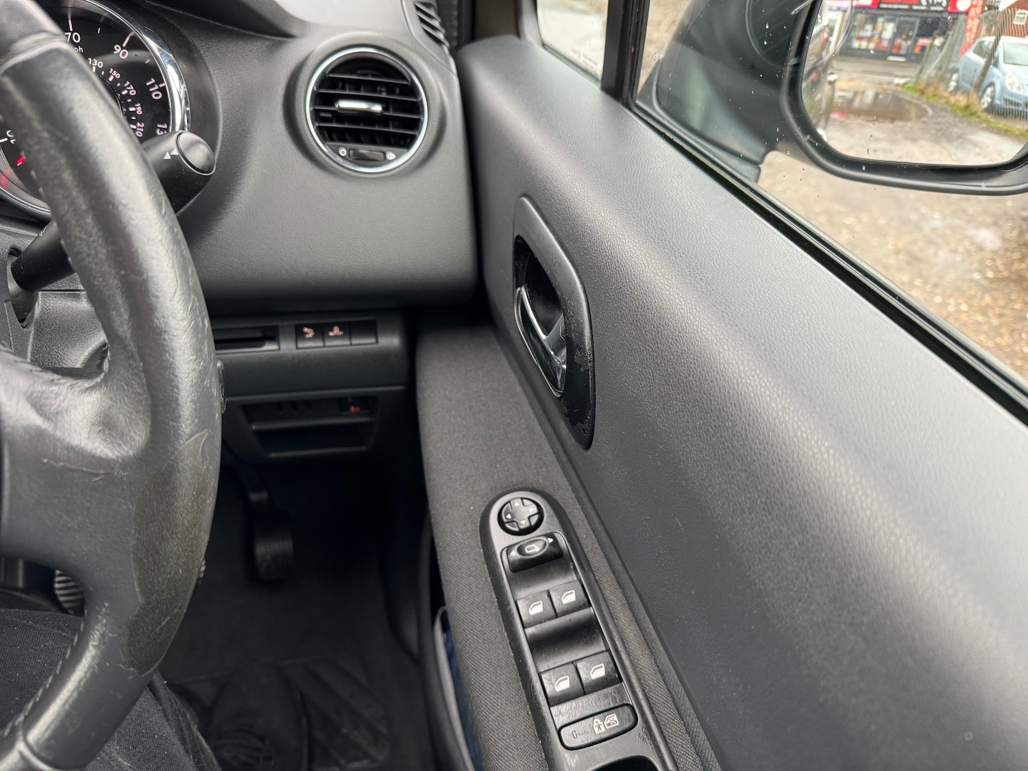 Used Peugeot 3008 2012 for sale - 77567537: Photo 17