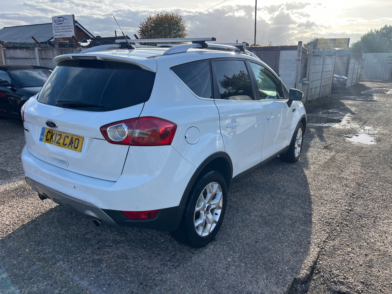 Used Ford Kuga 2012 for sale - 75983646: Photo 3