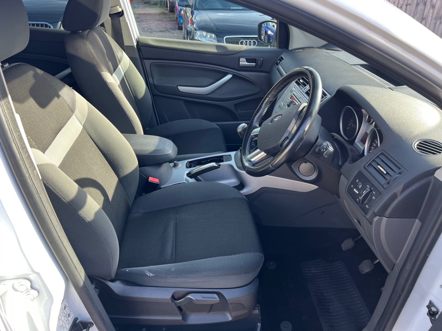 Used Ford Kuga 2012 for sale - 75983646: Photo 7