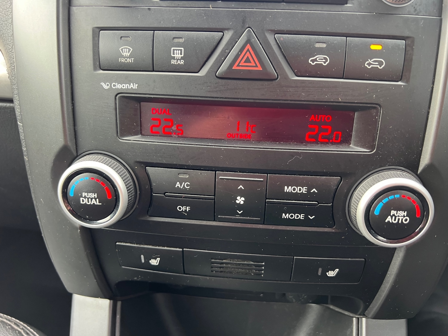 Used Kia Sorento 2010 for sale - 76412683: Photo 15