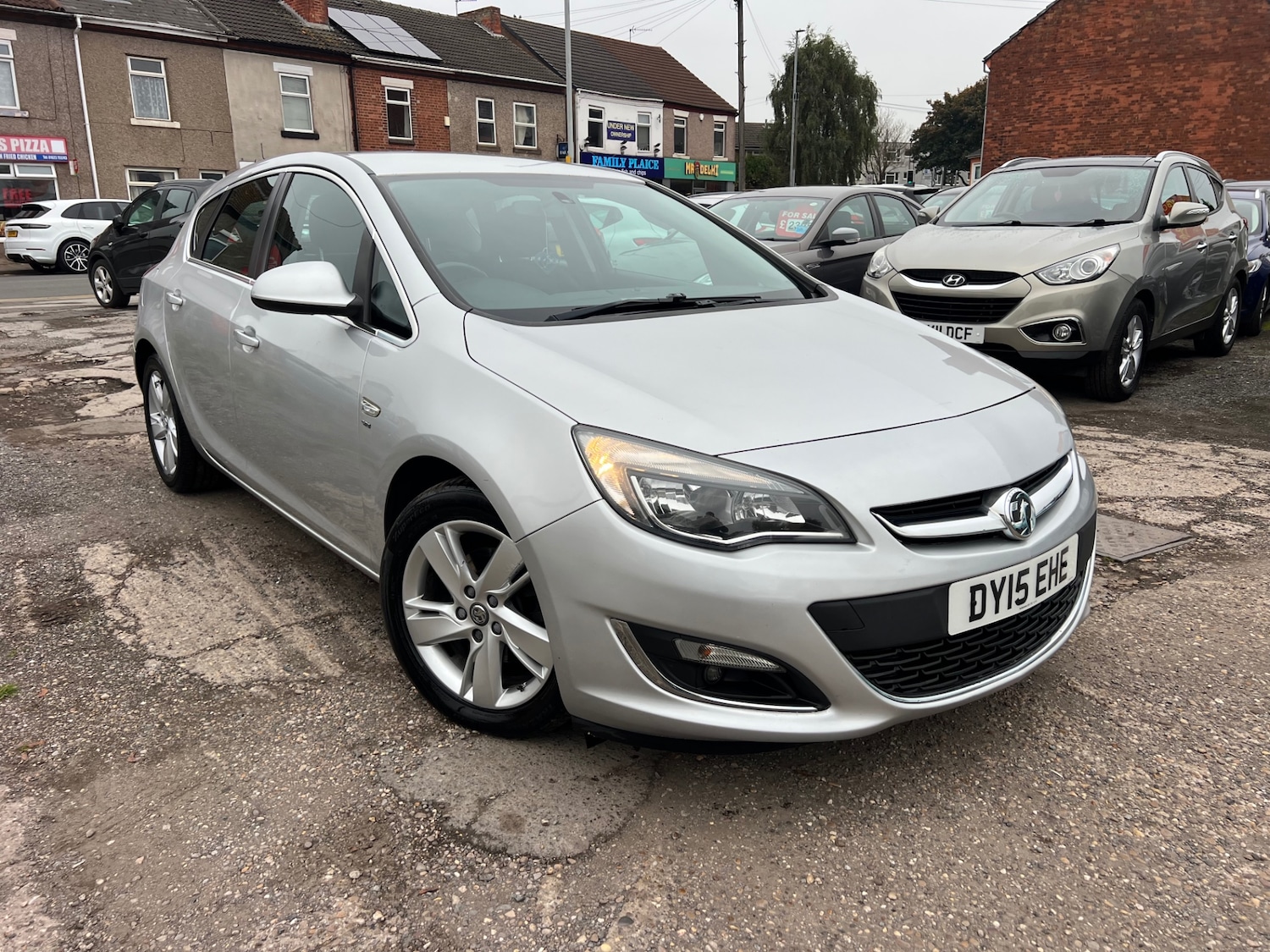 Used Vauxhall Astra 2015 for sale - 76264445: Photo 1