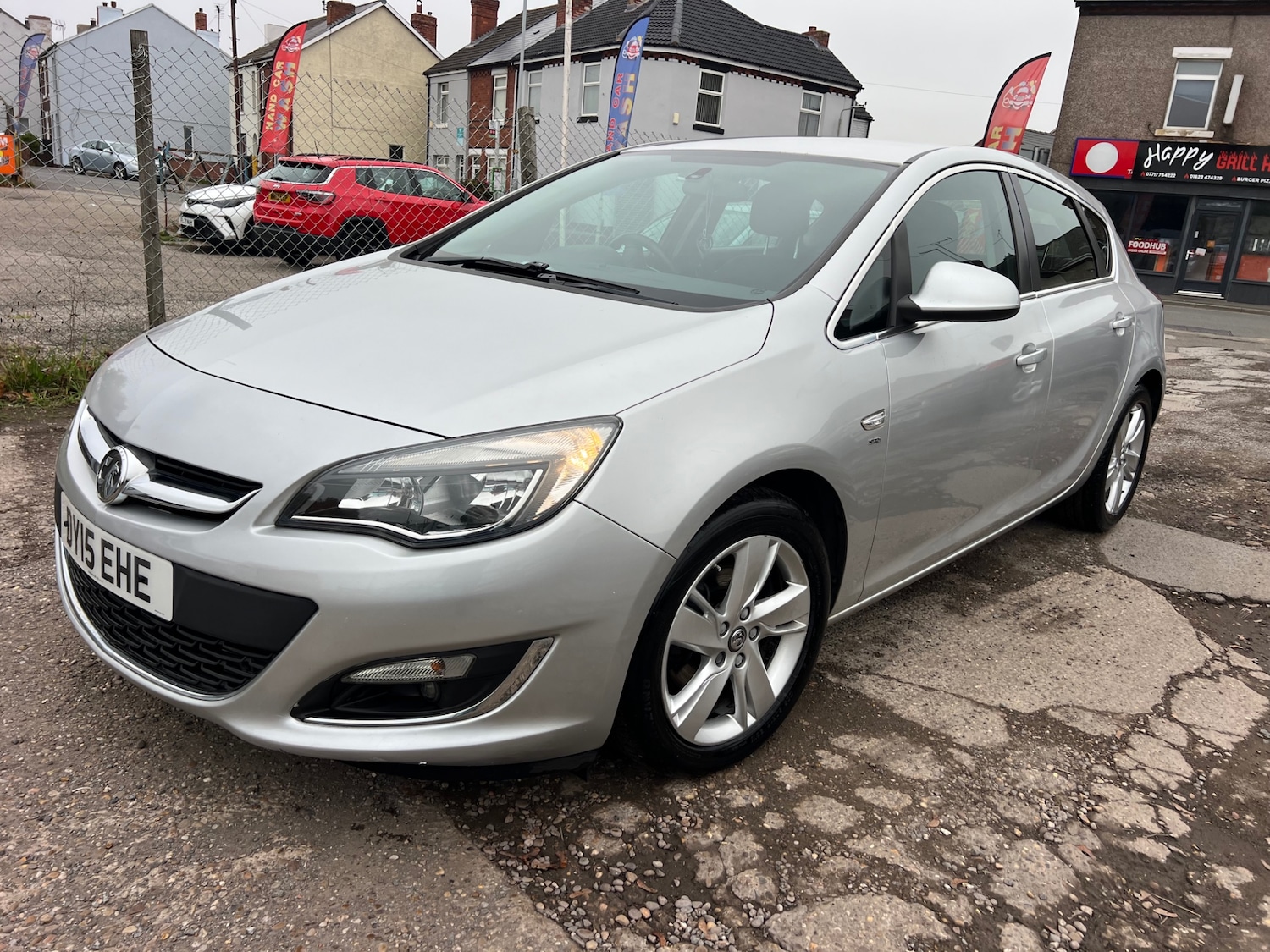 Used Vauxhall Astra 2015 for sale - 76264445: Photo 2