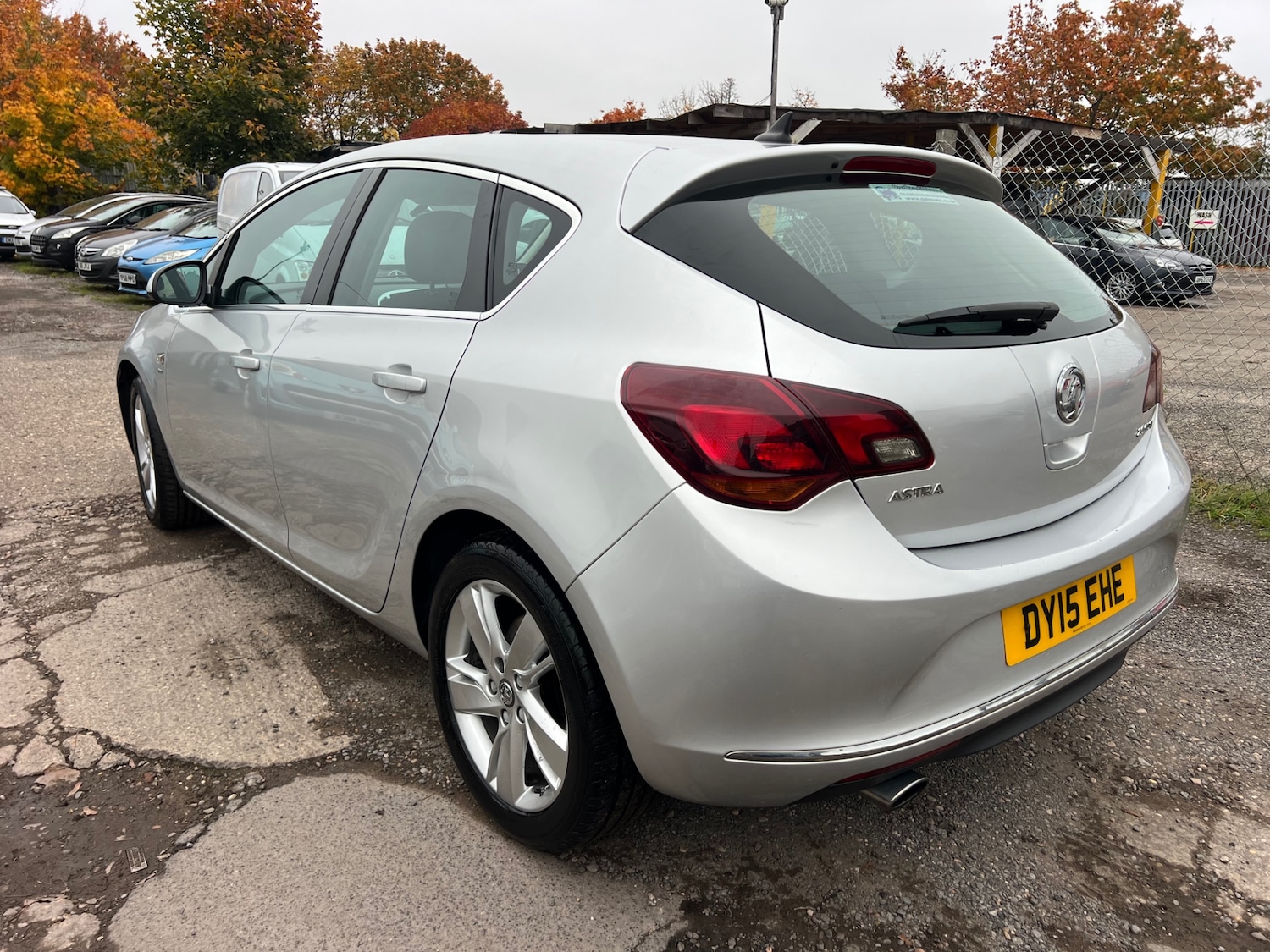 Used Vauxhall Astra 2015 for sale - 76264445: Photo 4