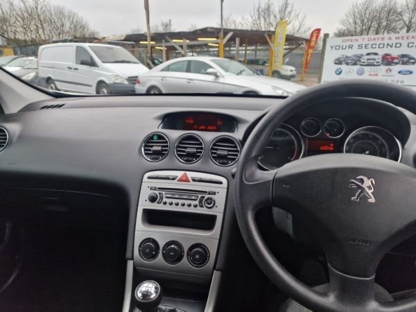 Used Peugeot 308 2011 for sale - 75228473: Photo 8