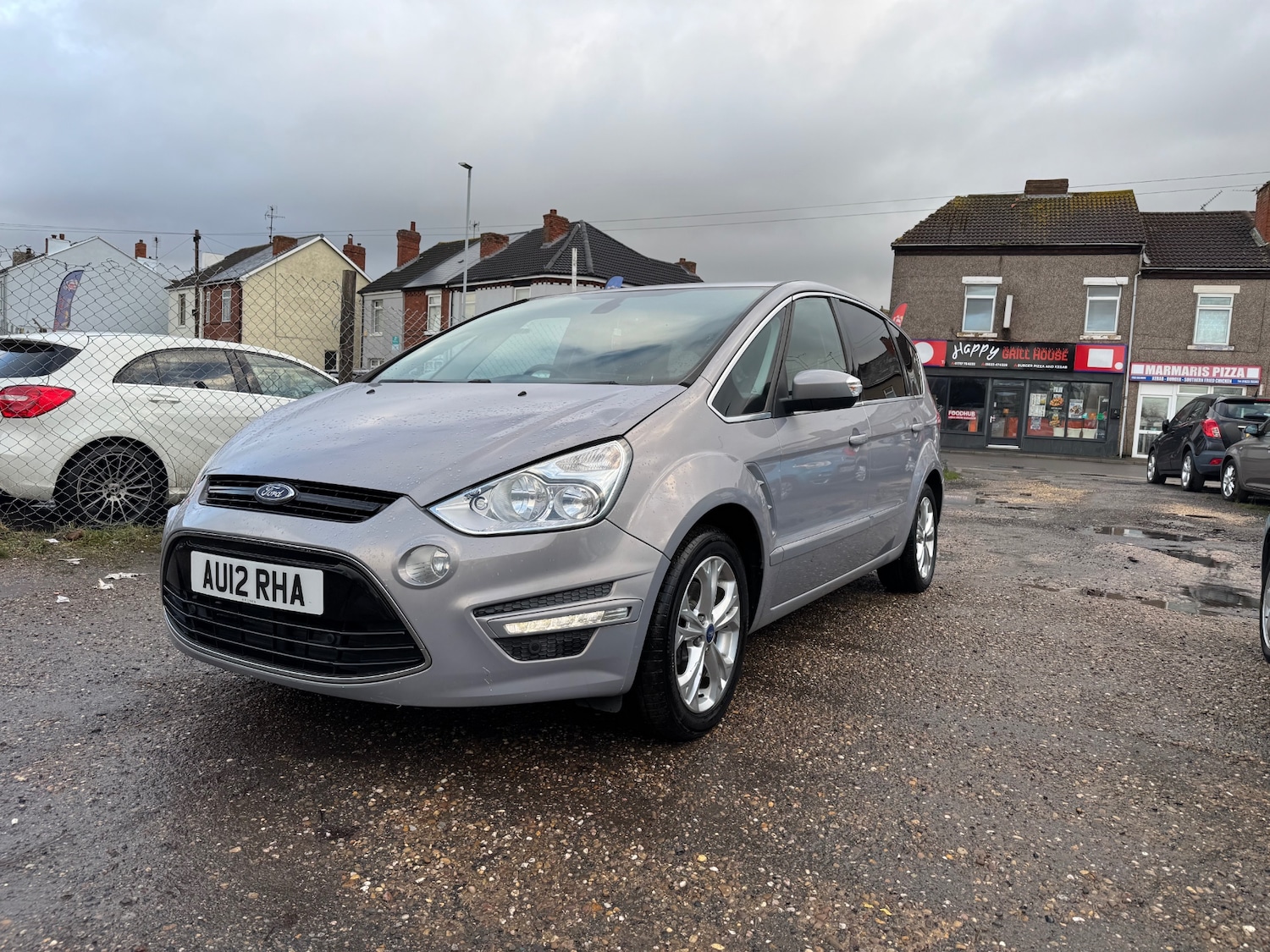 Used Ford S-Max 2012 for sale - 77350078: Photo 2