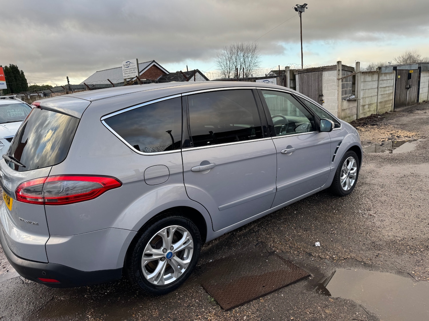 Used Ford S-Max 2012 for sale - 77350078: Photo 9