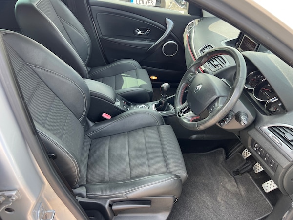 Used Renault Megane 2012 for sale - 74949476: Photo 7