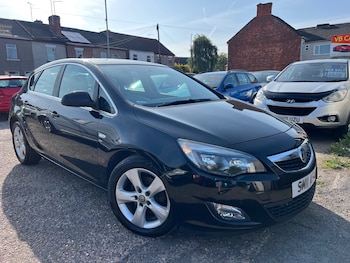 Vauxhall - Astra