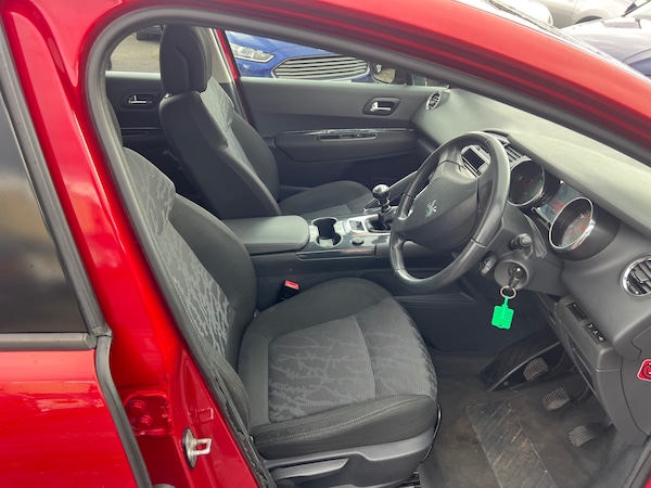 Used Peugeot 3008 2010 for sale - 74882925: Photo 5