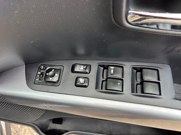 Used Mitsubishi Outlander 2010 for sale - 75711495: Photo 17